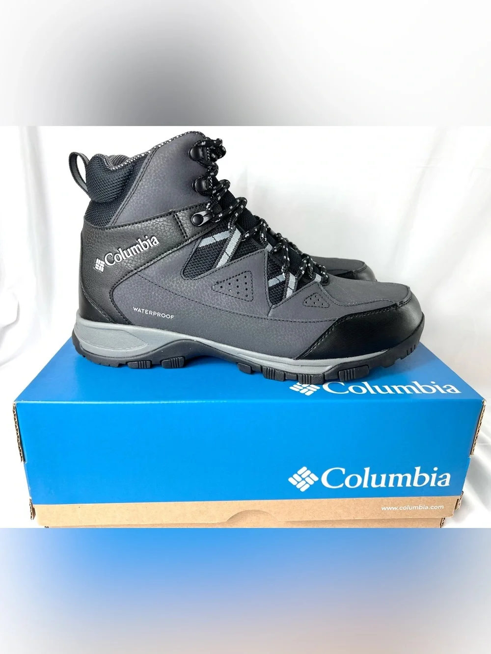 Columbia Waterproof 200G Insulation Gray/Black Size 11.5